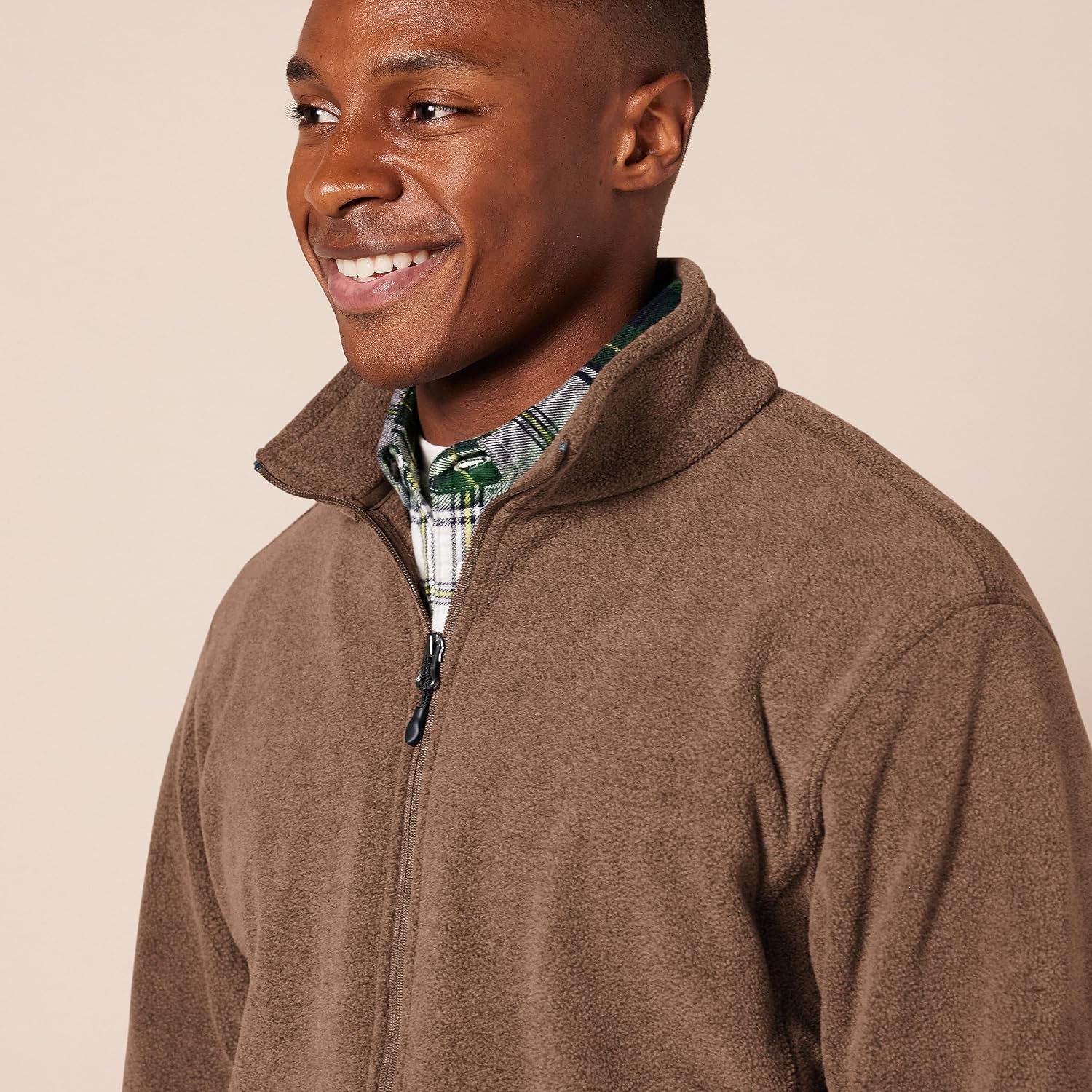 Amazon Essentials Men's Full-Zip Polar Fleece Jacket with Zippered Pockets for Cold Outdoor Weather (Available in Big & Tall)