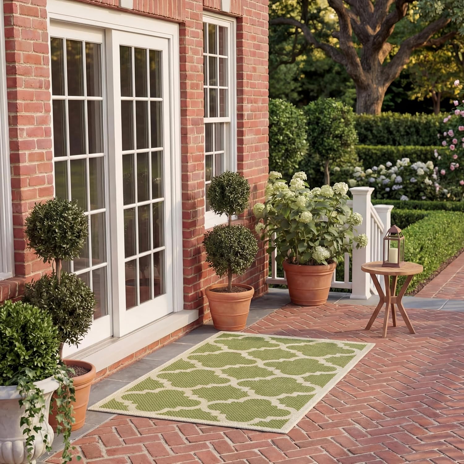 SAFAVIEH Washable Rug Outdoor Courtyard Collection - 2' x 3'7", Green & Beige, Non-Shedding & Easy Cleaning, Ideal for Patio, Front Door, Entryway, Doormat (CY6243-244)