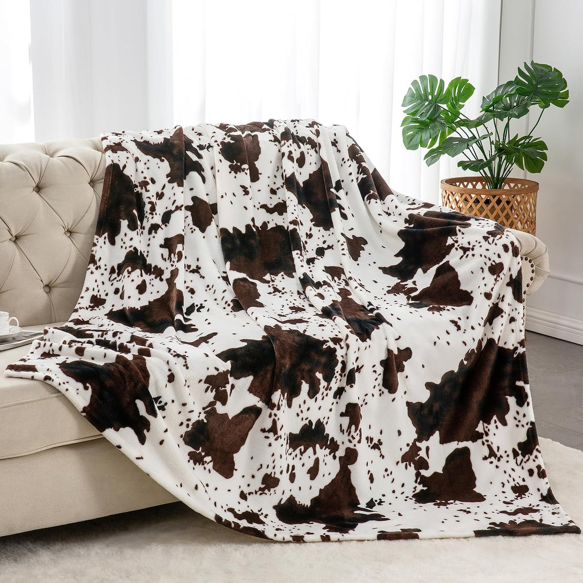 BEDELITE Fleece Blanket Soft Plush Throw for Couch Brown Cow 50"x60"