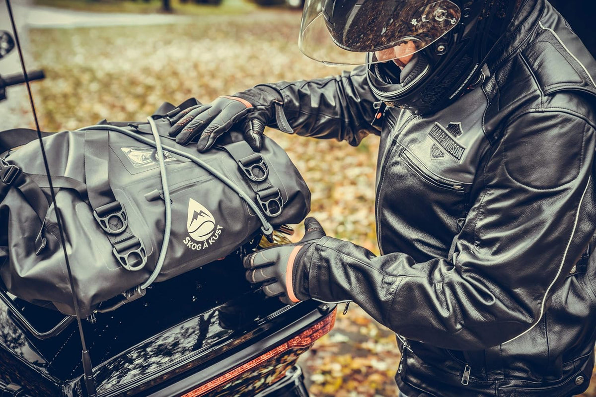Skog Å Kust Duffelsak Heavy Duty Waterproof Duffel - Gear Bag for Sports, Travel, & More - 40L, Black Moto Edition