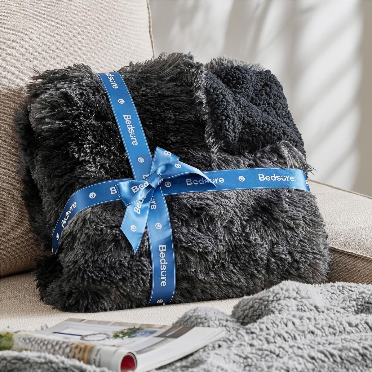 Bedsure Faux Fur Fluffy Sherpa Blanket Couch Throw Tie Dye Black 50"x60"