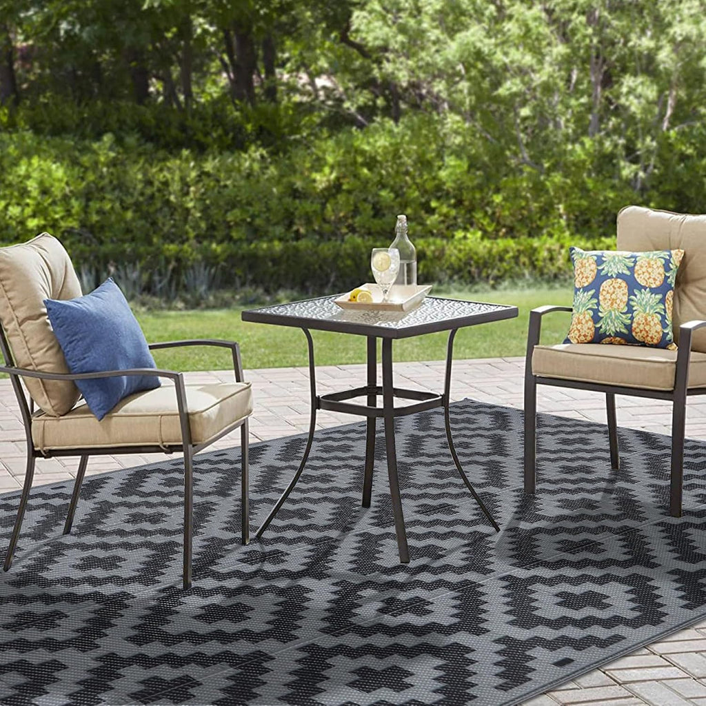 SAND MINE Waterproof Outdoor Rug 5x8 ft, Plastic Reversible Rug, Modern Area Rug, Large Floor Mat for Outdoors, RV, Patio, Backyard, Deck, Picnic, Beach, Camping, Black Grey Lattice