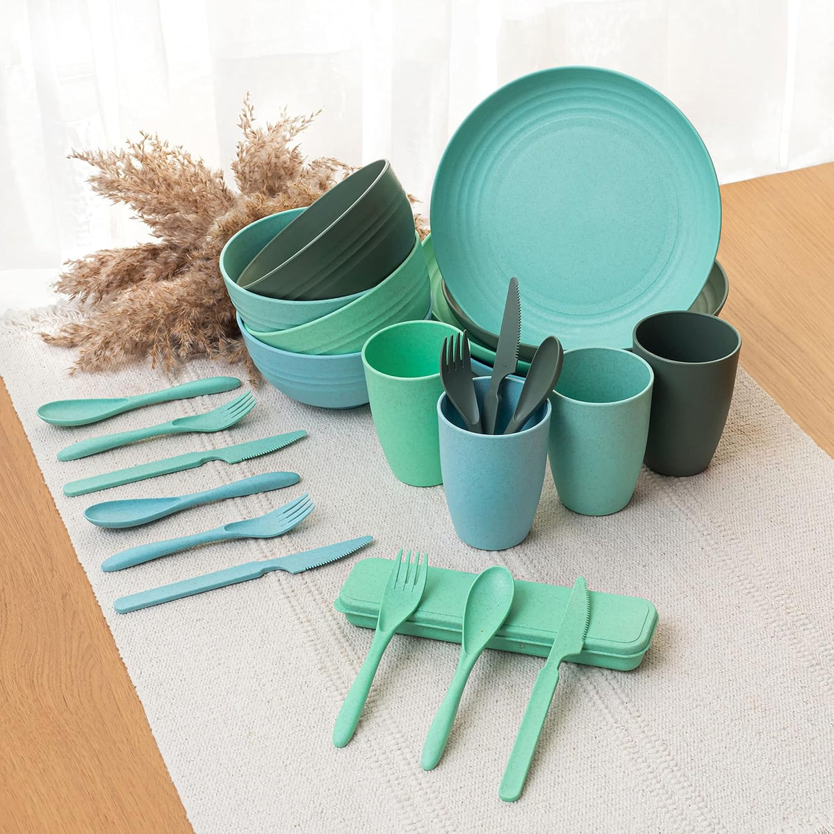 FOODLE Wheat Straw Dinnerware Set - RV, Camping, Picnic Plates Cups & Bowls