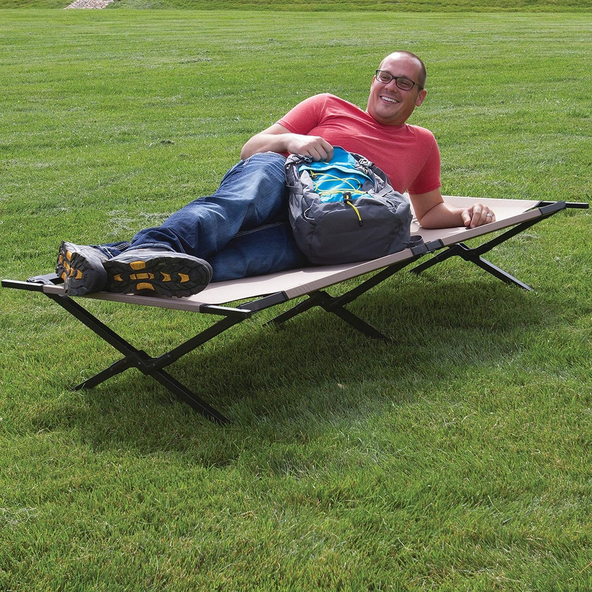 Coleman Trailhead II Large Folding Cot with Easy Setup & Takedown, Supports Adults up to 6ft 2in or 300lbs, Great for Camping, Lounging, Elevated Sleeping, Guests, & More