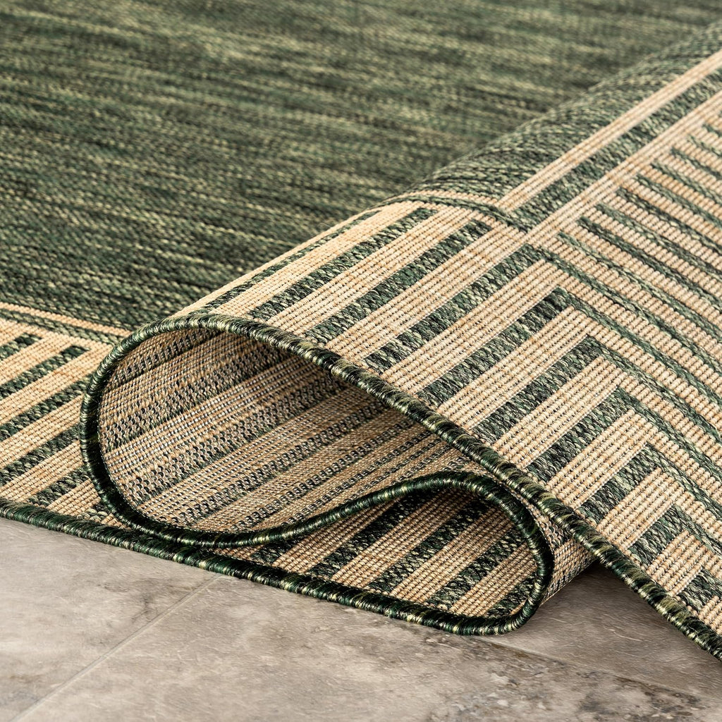 nuLOOM Asha Green Bordered Power Loomed Indoor/Outdoor Area Rug, 4' x 6'