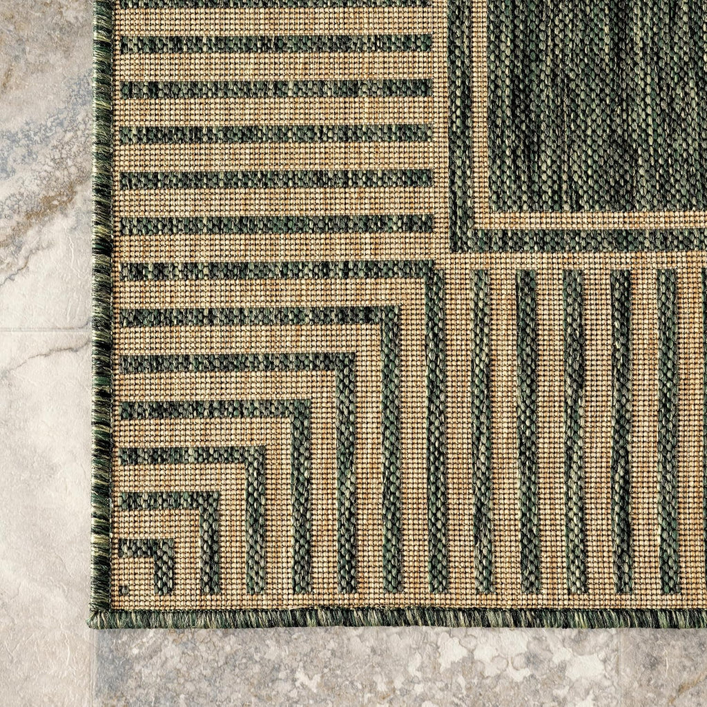 nuLOOM Asha Green Bordered Power Loomed Indoor/Outdoor Area Rug, 4' x 6'